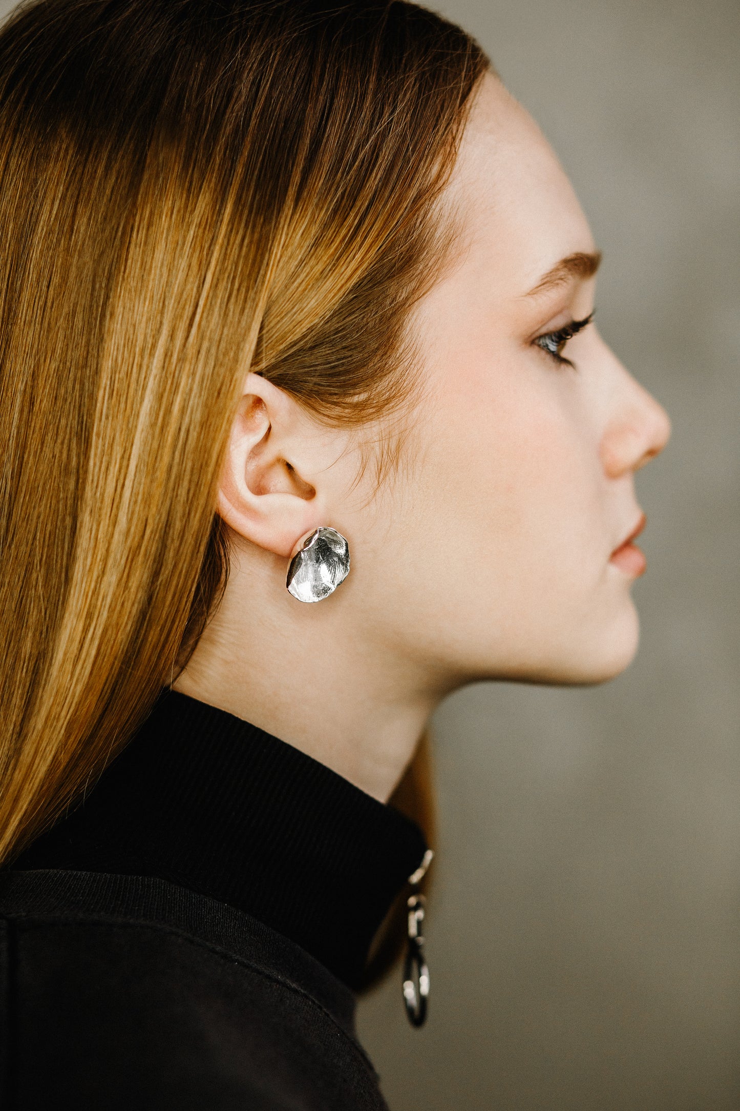 gaea no. 18, oyster earrings