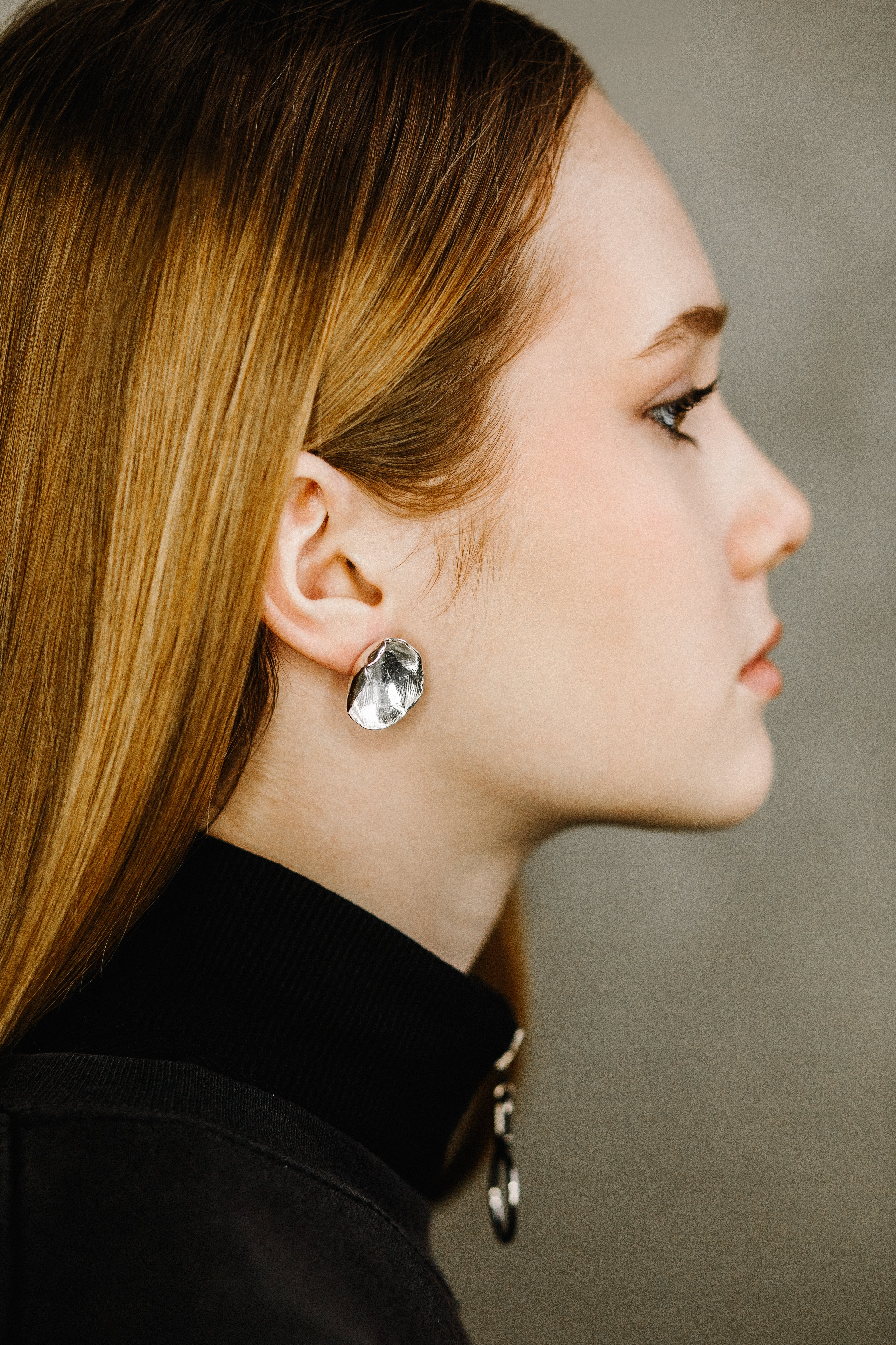 gaea no. 18, oyster earrings
