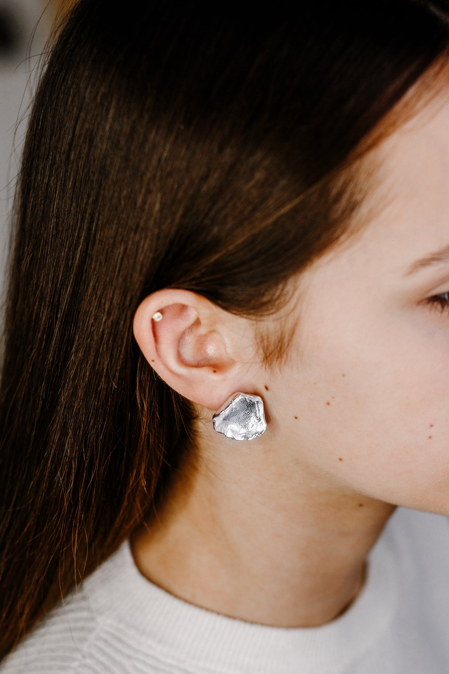 gaea no. 18, oyster earrings